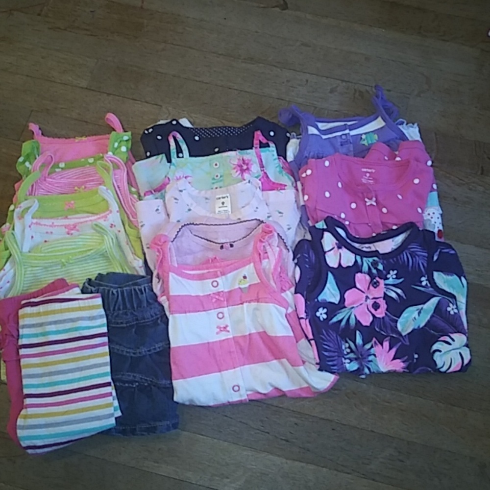 Bundle of 9 month baby girl clothes